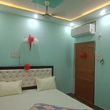 Shiv Kashi Paying Guest House فاراناسي المظهر الخارجي الصورة