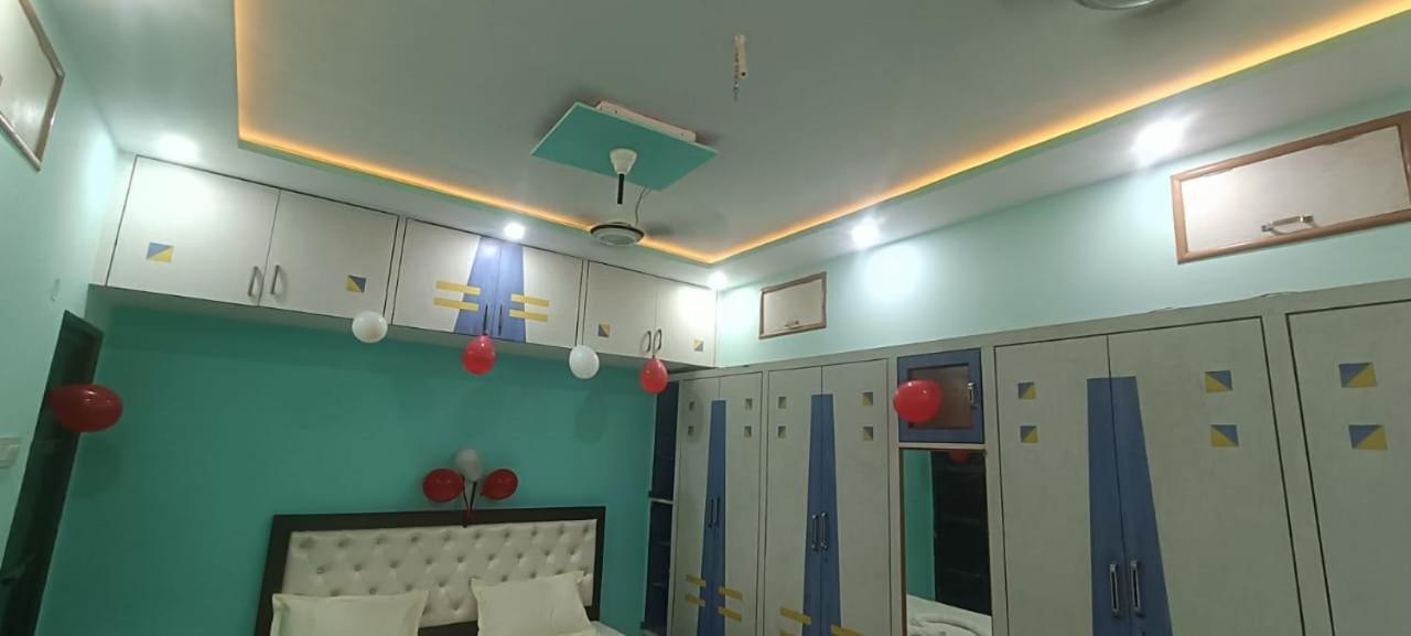 Shiv Kashi Paying Guest House فاراناسي المظهر الخارجي الصورة