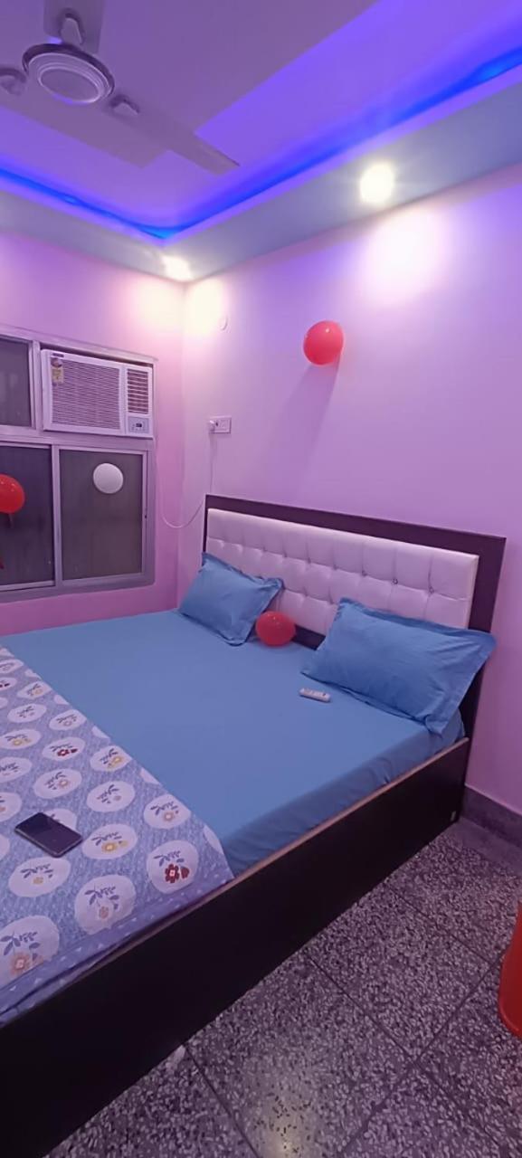 Shiv Kashi Paying Guest House فاراناسي المظهر الخارجي الصورة